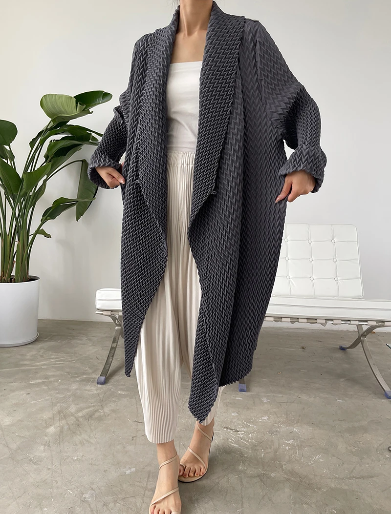 YUDX Miyake These 2024 Spring  - Trench Coat Formal avaliação e preço